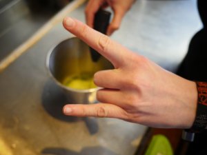How To Make Matcha Green Tea Latte