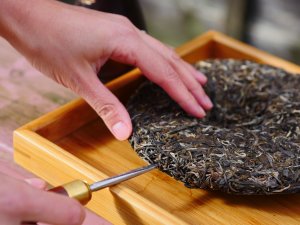 ASMR Chinese Gong Fu Pu Erh Tea Drinking Video